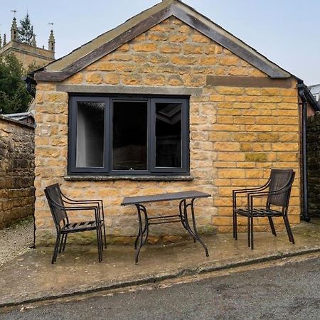 Chic Cotswold Tiny Home - Oddity House Blockley Exterior foto