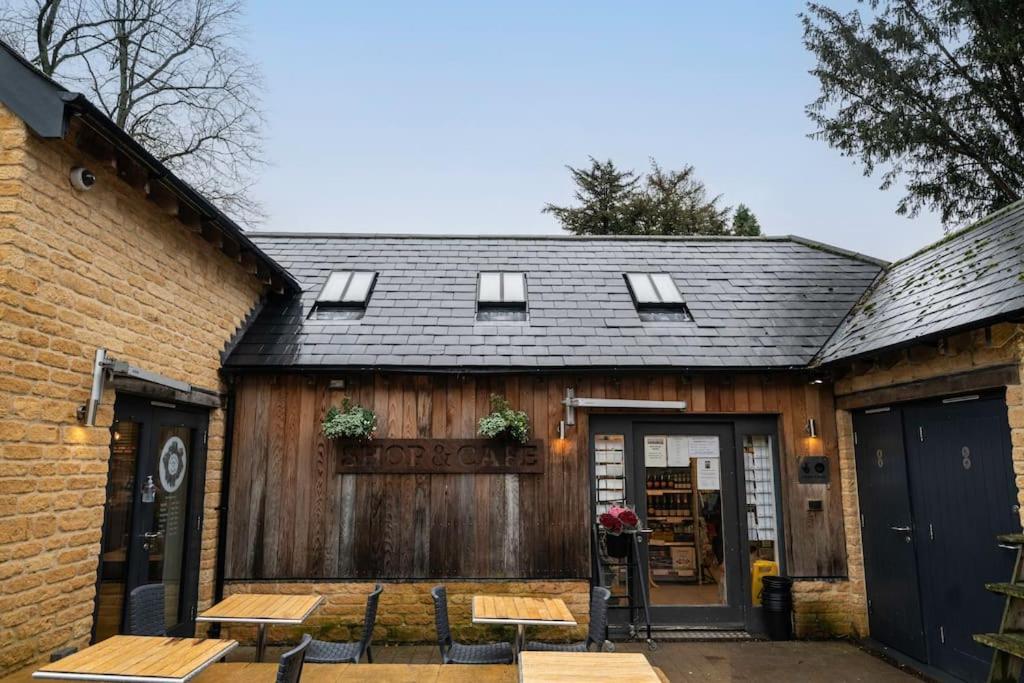 Chic Cotswold Tiny Home - Oddity House Blockley Exterior foto